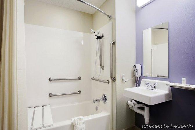 Stay Beyond Inn & Suites Elma Zewnętrze zdjęcie